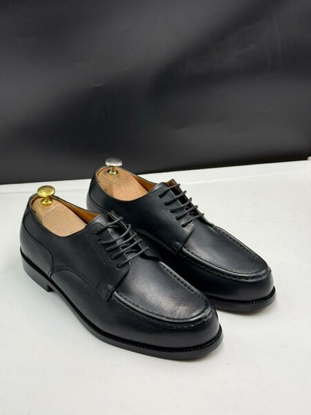 Chaussures en cuir élégantes