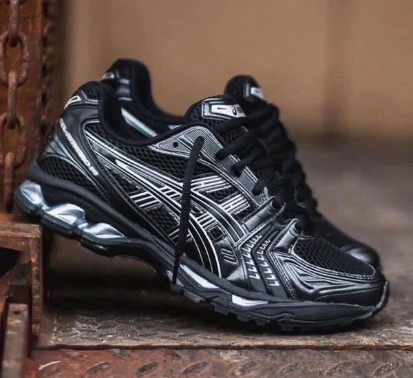 Chaussures de course Asics