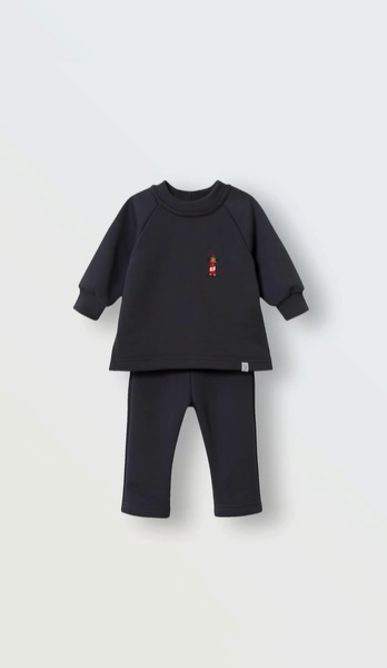  набор из свитшота и штанишек от тукан.