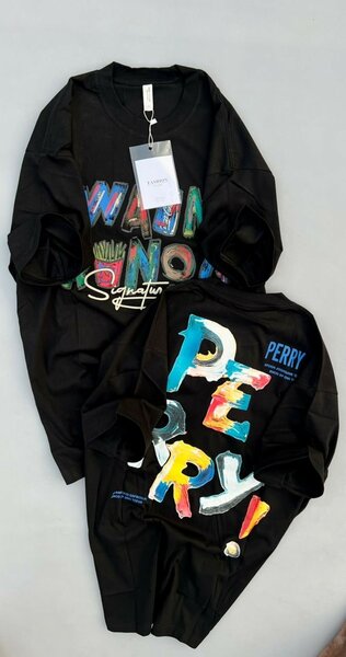 T-shirt tendance graphique