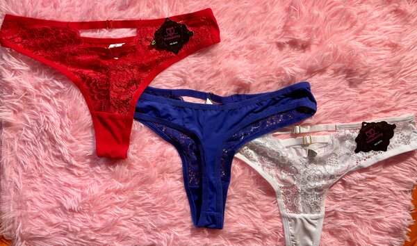 Ensemble de String en Dentelle