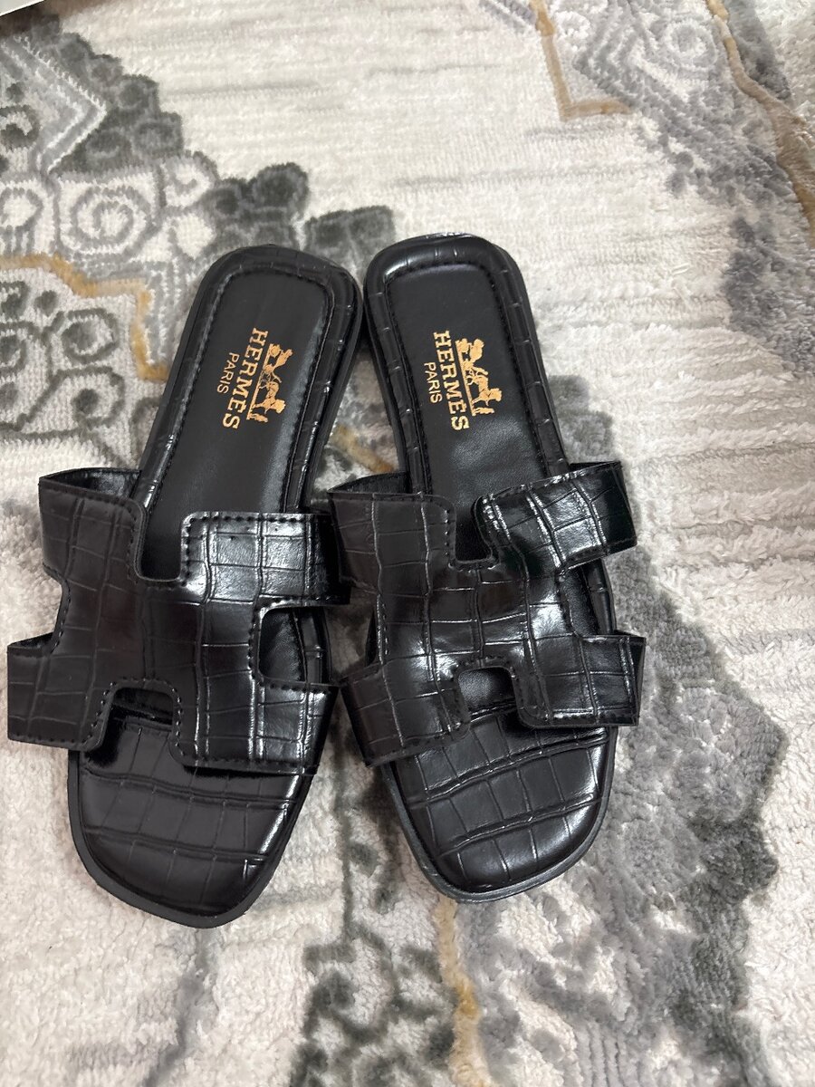 Шлепки Hermes
