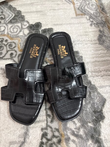 Шлепки Hermes