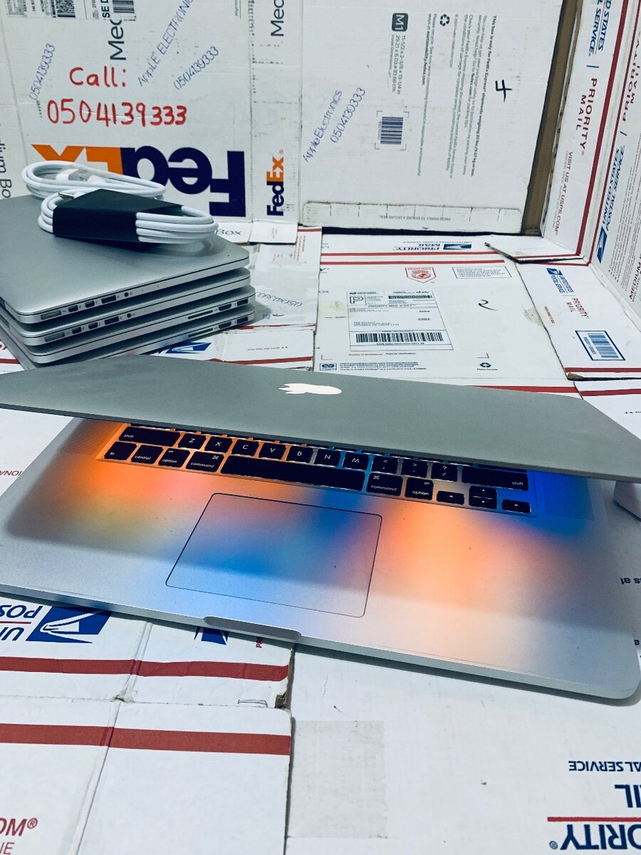 MACBOOK PRO A1398
