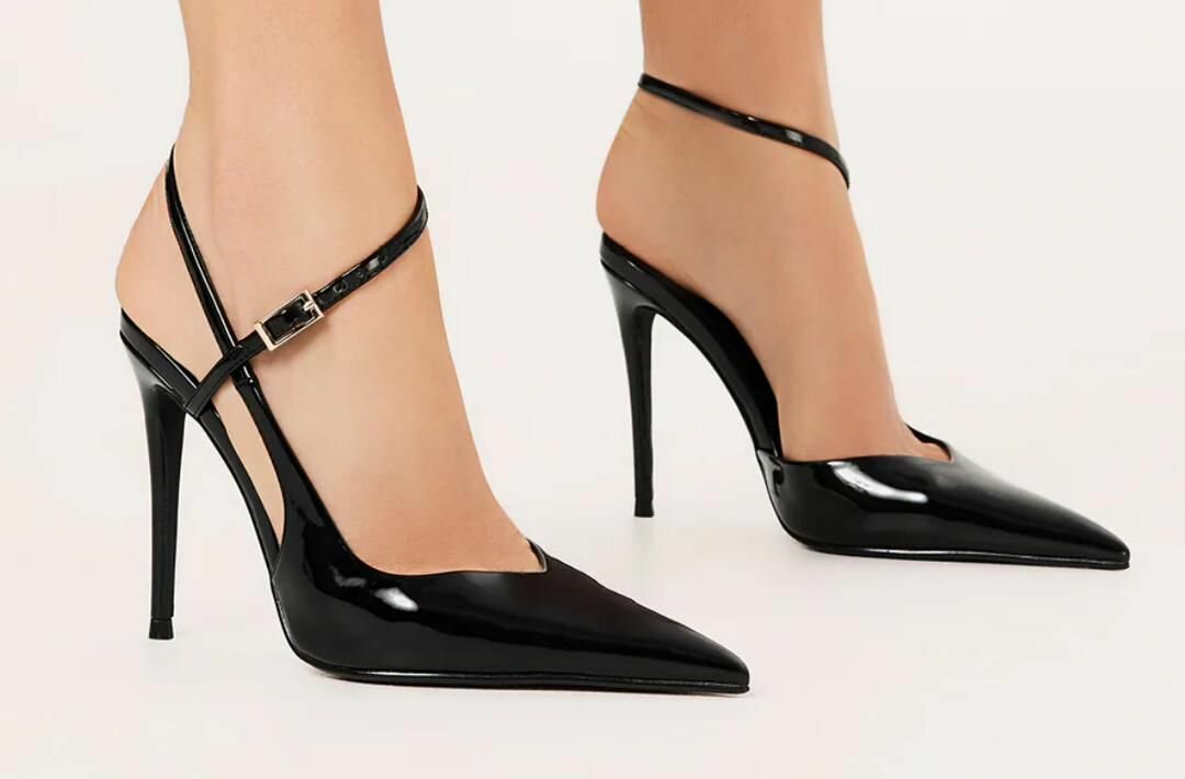 Escarpins Noirs à Talons Aiguille