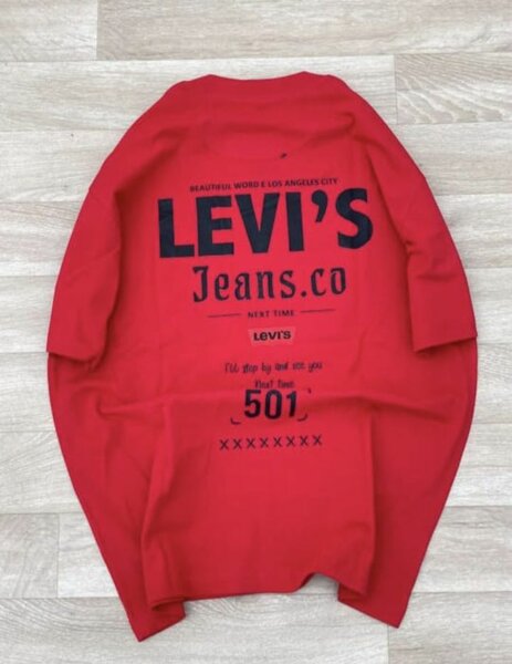 T-shirt graphique tendance