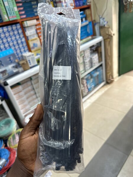 Heavy-Duty Cable Ties Pack