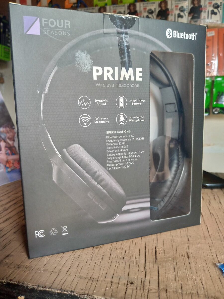 Four Seasons Boom- 2 Headphones