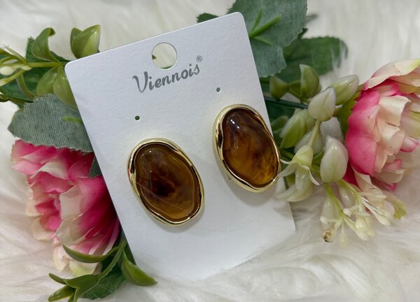 Boucles d'oreilles ambrées élégantes