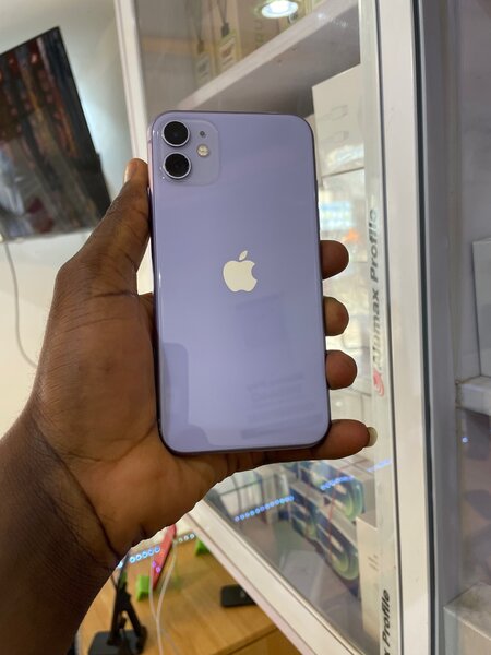 iPhone 11