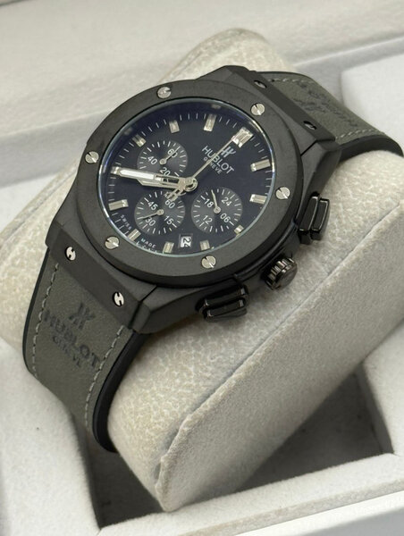 Montre Élegante Homme Acier