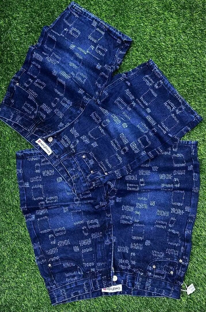 Shorts en denim imprimé