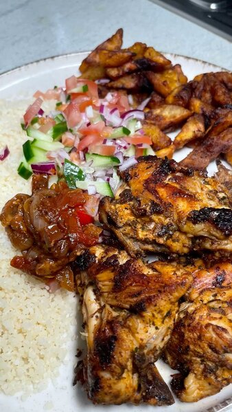 Poulet Grillé + Attiéké