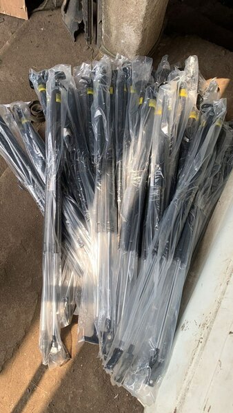 Hyundai H-100 Boot Shock