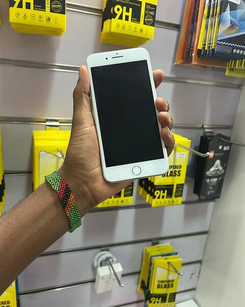 BRAND NEW IPHONE 🍏 pro 