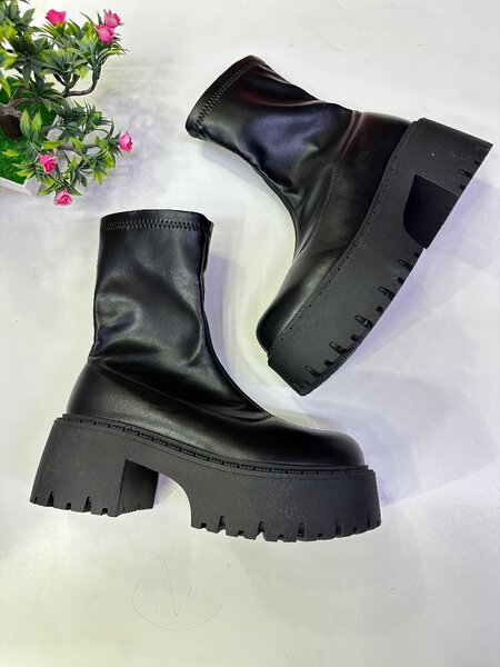 Чулки сапог на платформе