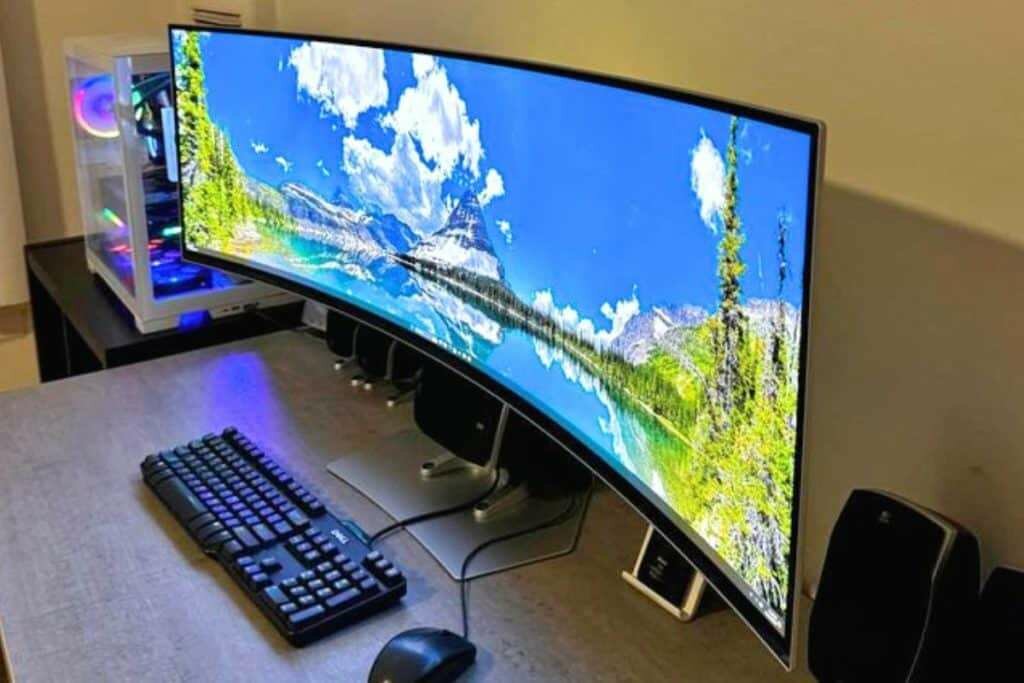 Écran incurvé 32"gaming