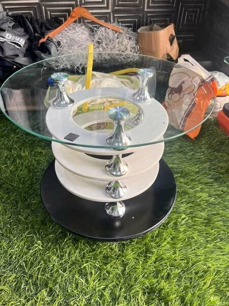 Table basse moderne en verre