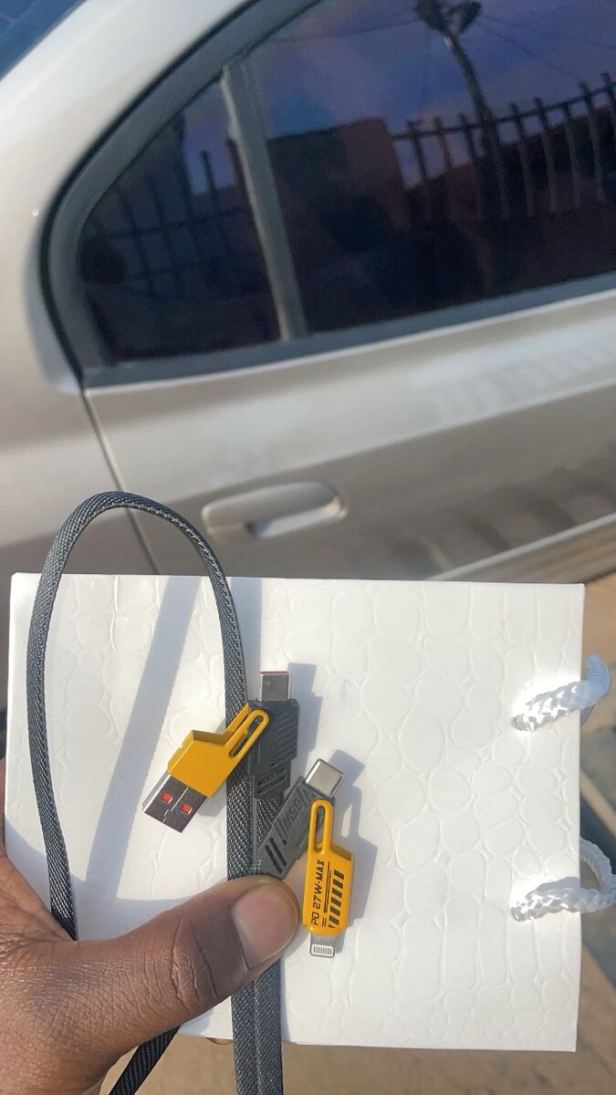 4 in 1 fast charging and data cable