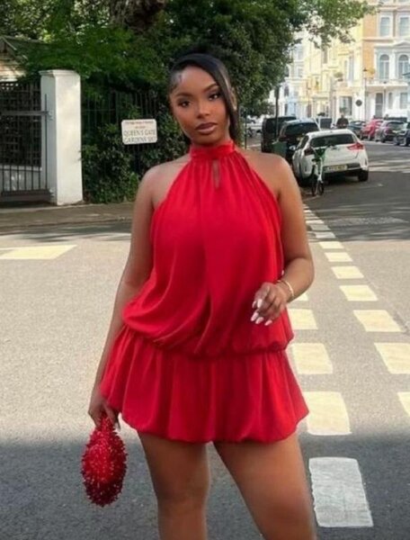 Robe rouge élégante