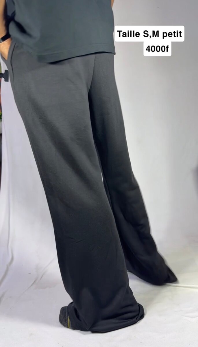 Pantalon noir confortable