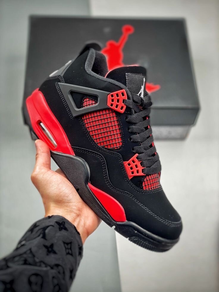 Jordan 4