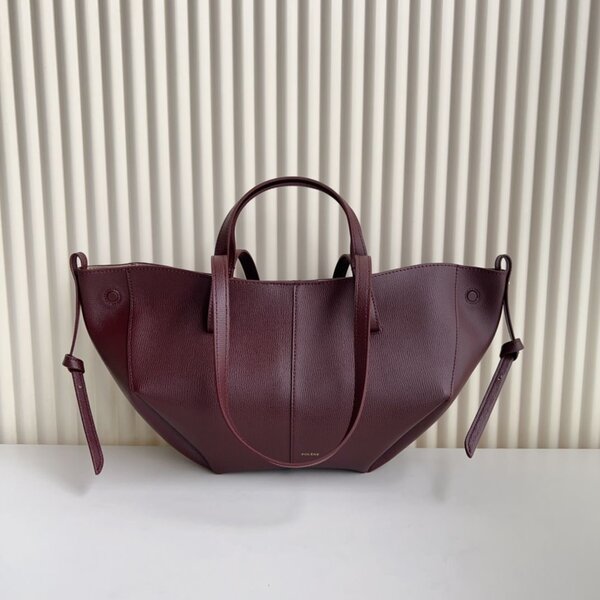 Стильные сумочки в наличии, 4 расцветки есть