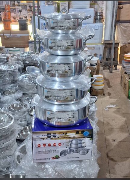 Batterie de Cuisine en Aluminium