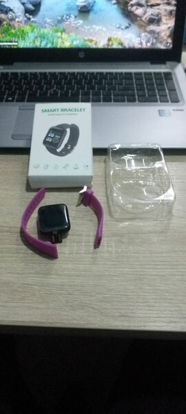 REDUCED TO CLEAR!! Smart Braslet   Features: BT Music, Healt