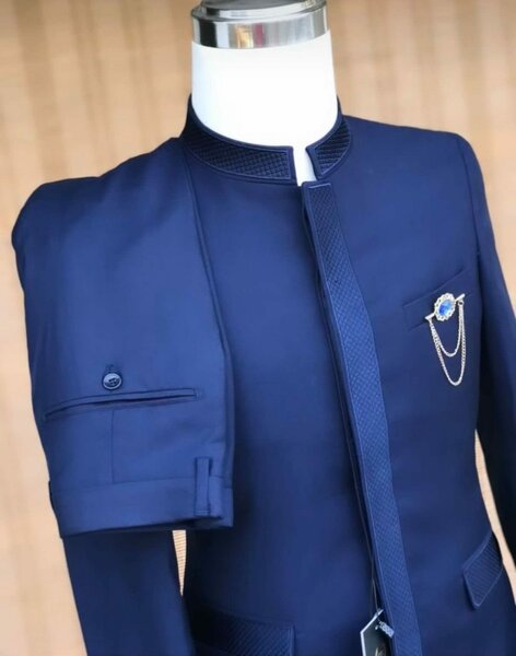 blue men's suit