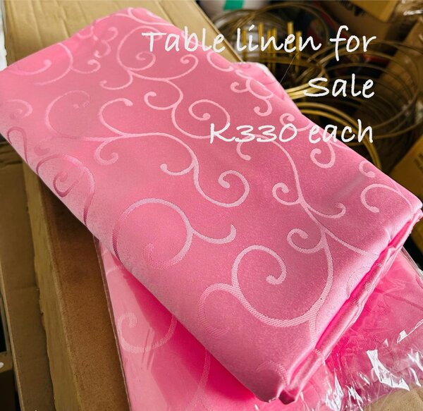 pink table linen