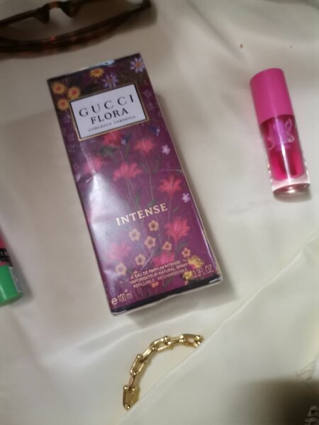 Parfum Gucci Flora Intense