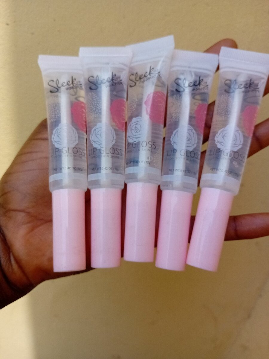 Sleek Lipgloss