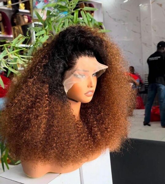 Perruque Lace Front Bouclée