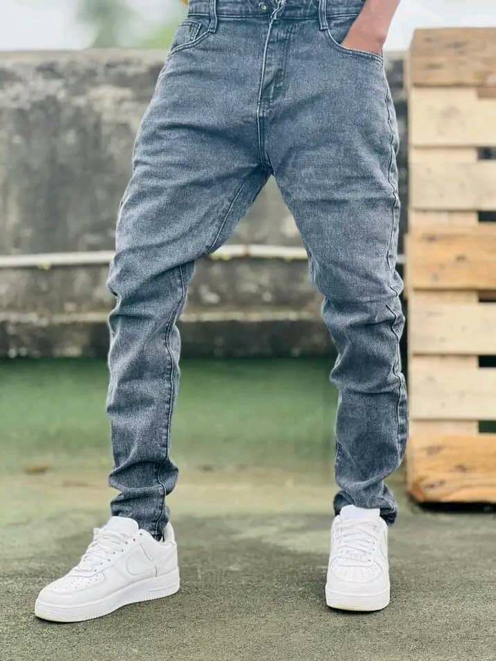 Jeans slim fit pour hommes