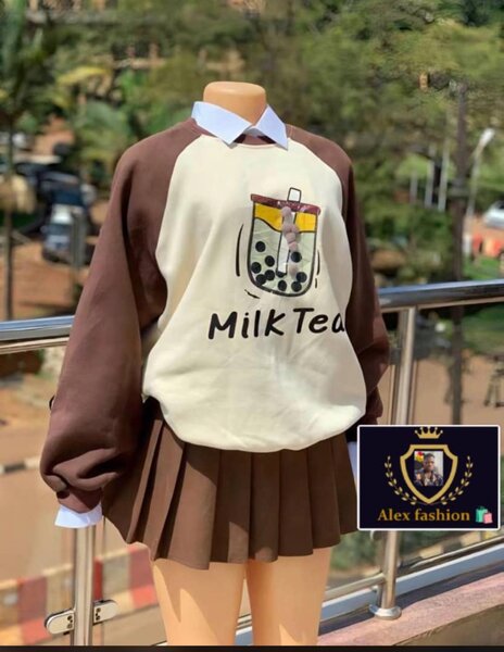 Mini skirt and long sleeve