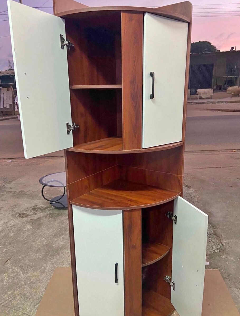 Meuble d'angle de cuisine en bois