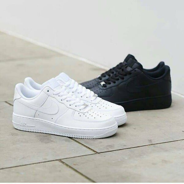 Baskets blanches classiques