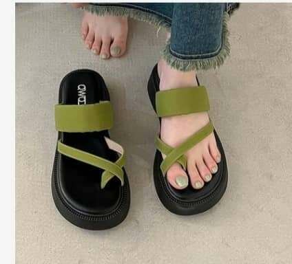 Sandales plates femme