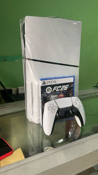 Console PS5 avec FC 25
