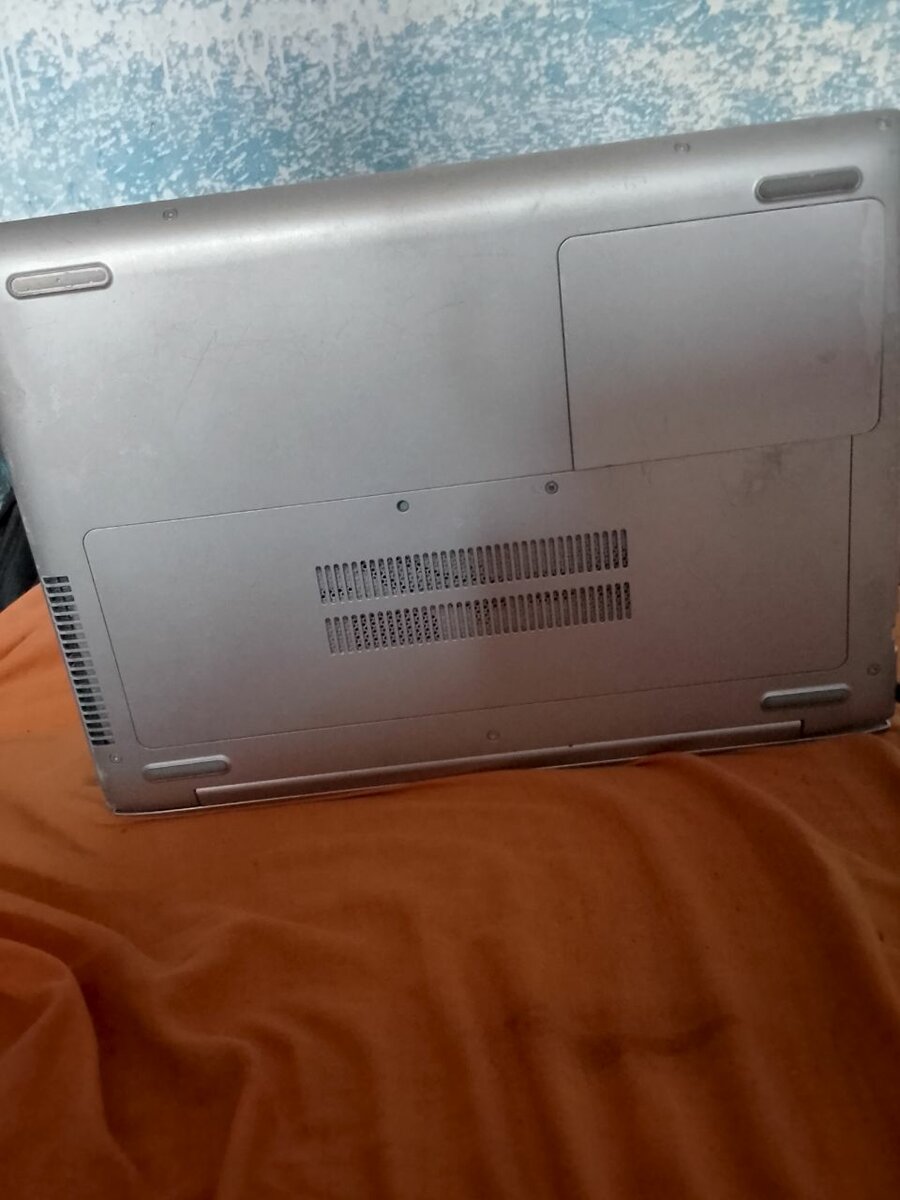 Ordinateur Portable HP i3 4Go RAM