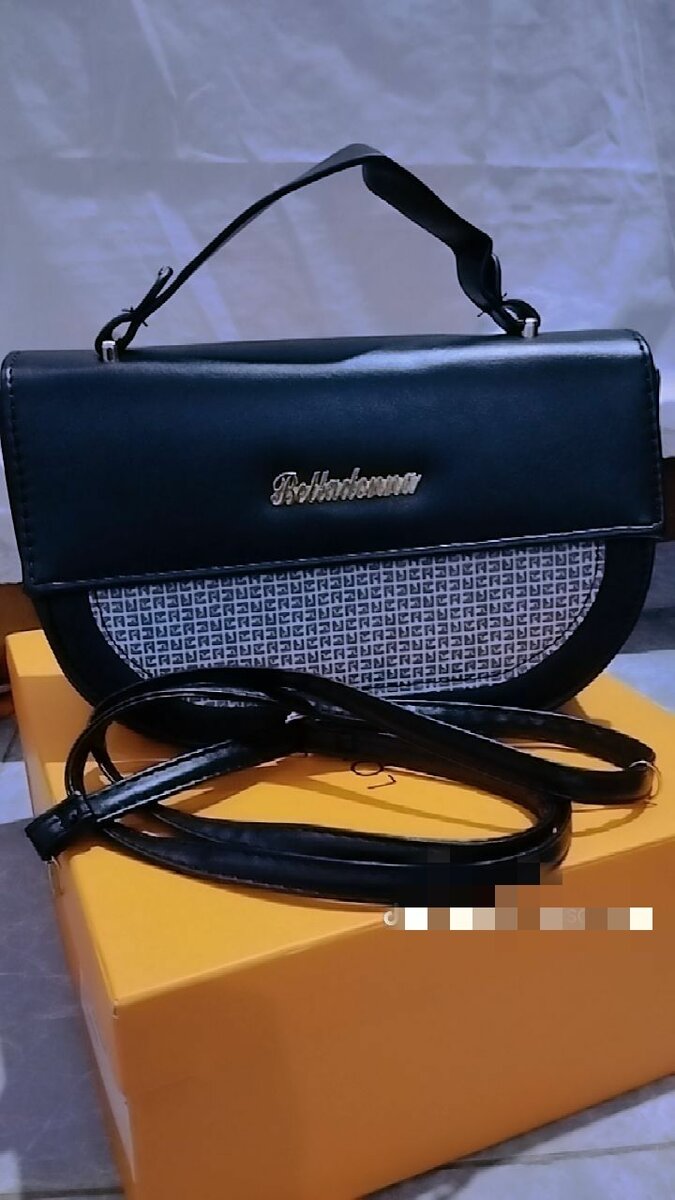 Sac à bandoulière élégant