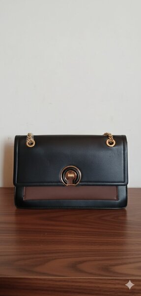 Sac à main élégant en cuir