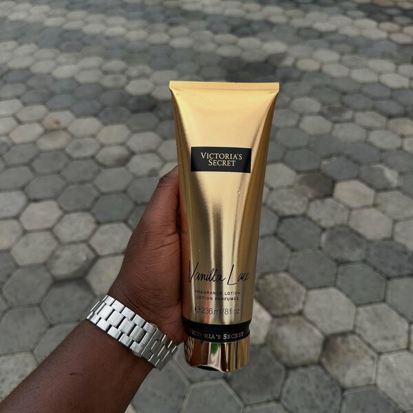 Victoria’s Secret lotion