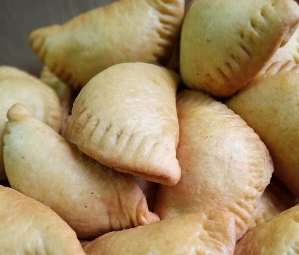 3 plats de pastels viandes