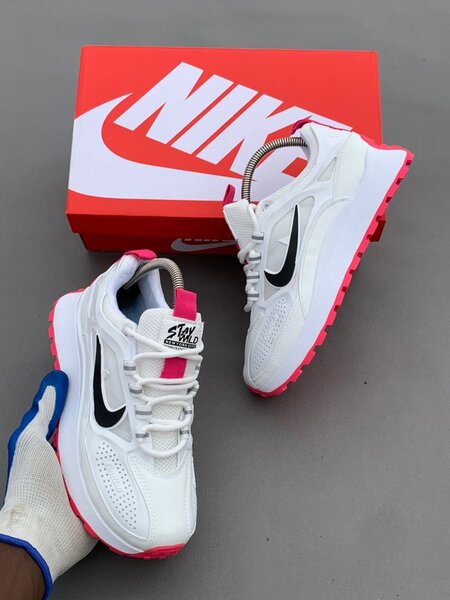 Nike Baskets Colorées