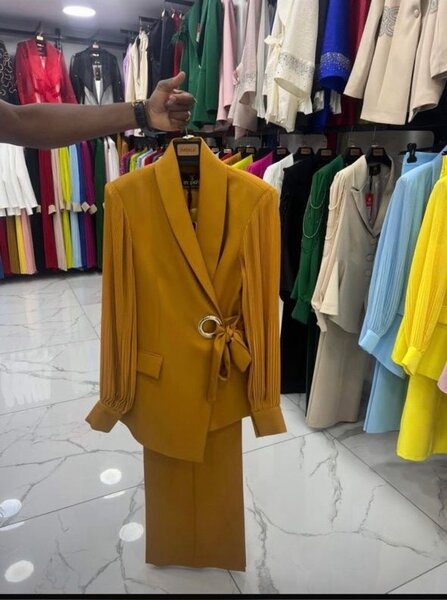 Tailleur Pantalon Orange Élégant