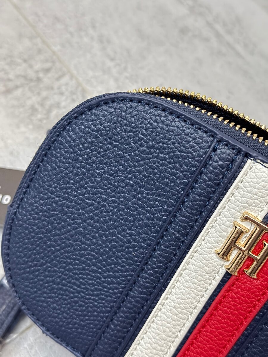 Сумка Tommy Hilfiger