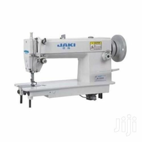 Industrial sewing machine