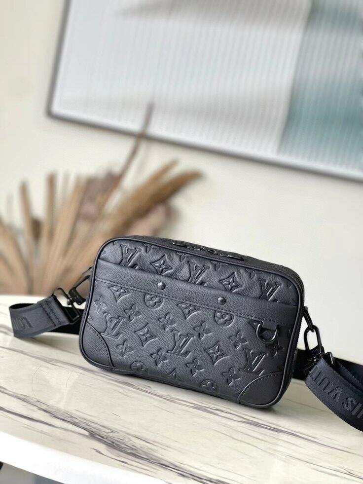 Sacoche Louis Vuitton Homme Élégante